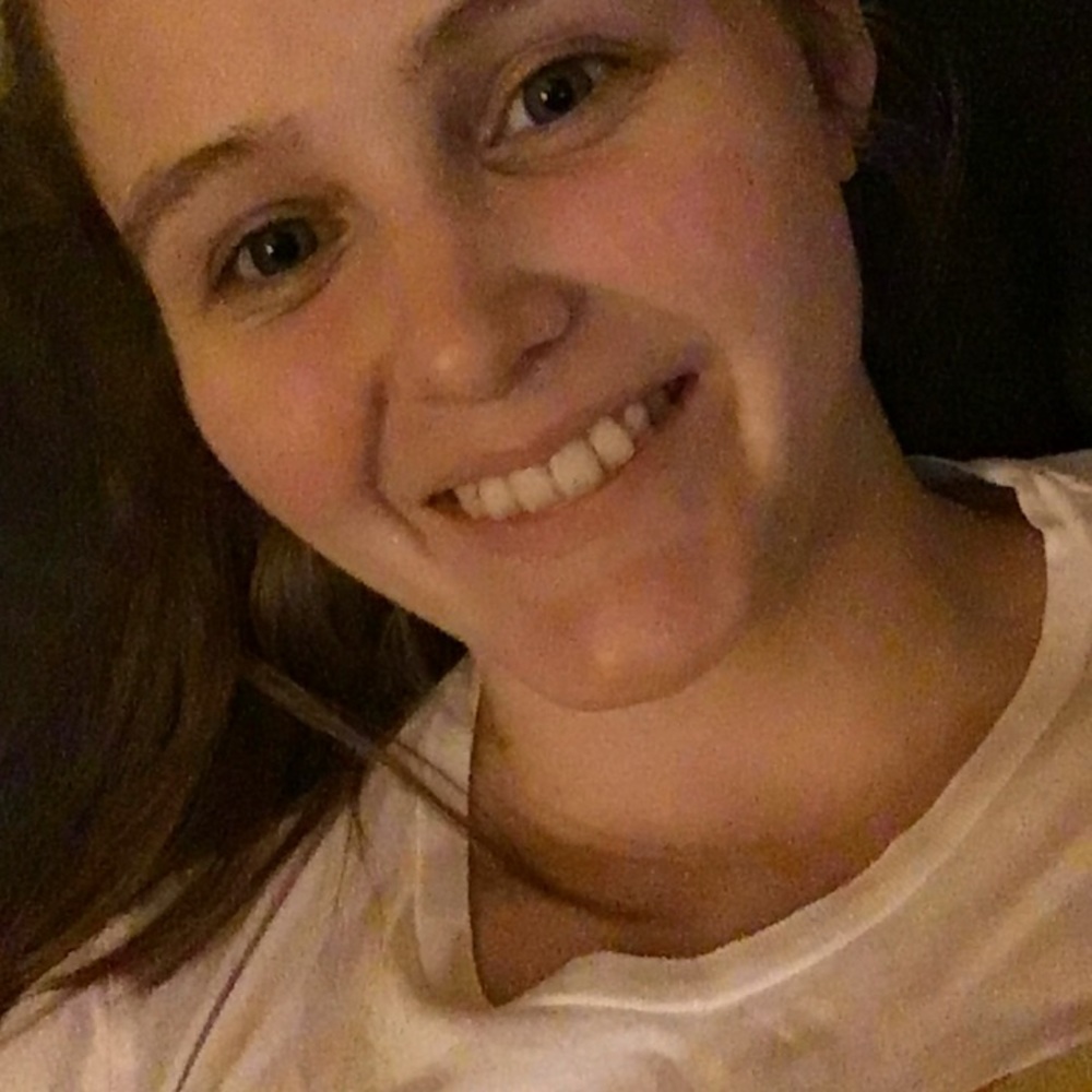 Meet your Posher, Amber
